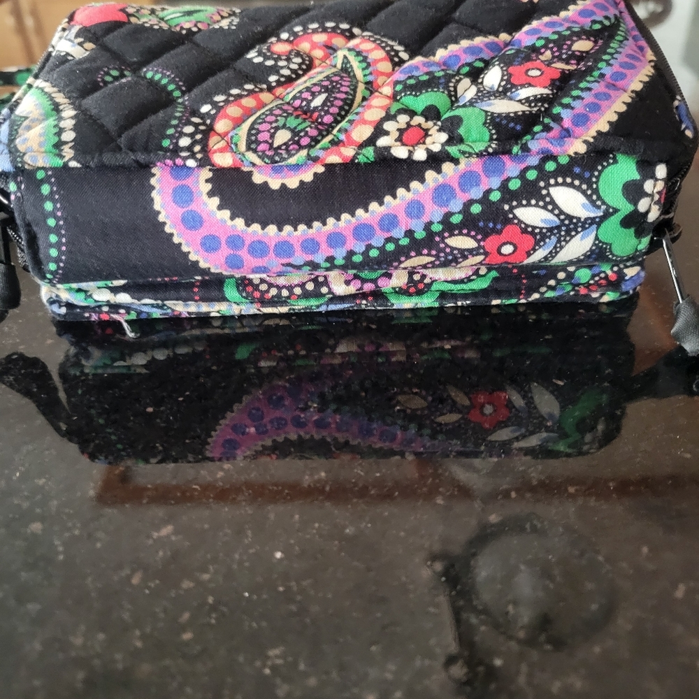 Vera Bradley RFID All in one Crossbody - Picture 8 of 8
